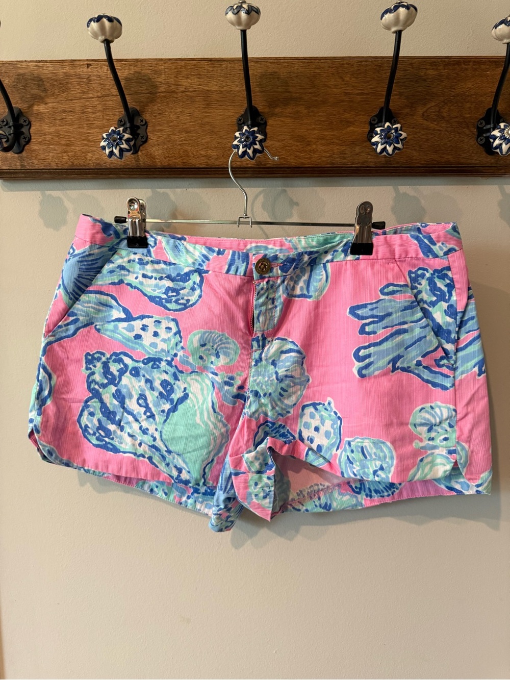 Lilly Pulitzer Women’s Pink Floral-Print Casual Shorts